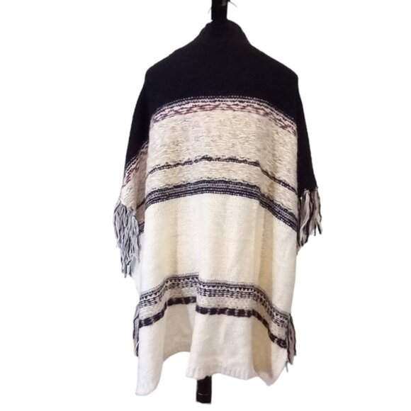 Wool Blend Poncho Sweater Fringe Stripes NWT Large - Picture 5 of 7
